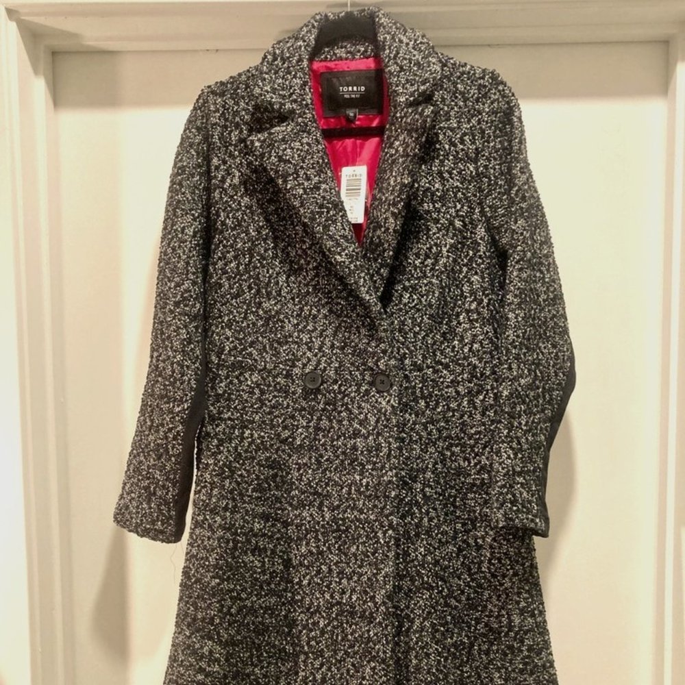 Size 00 - Torrid Coat NWT (New With Tags)